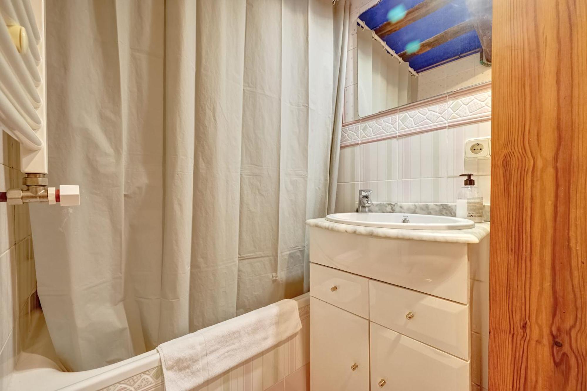Apartament Casa Ana Mari II By Clabao Pampeluna Zewnętrze zdjęcie